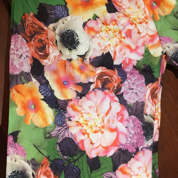 LAST PAIR-Host Pick pajama style pants MEDIUM - Picture 7 of 7